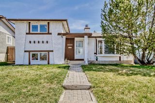 Photo 1: 3020 Rundleside Drive NE in Calgary: Rundle Detached for sale : MLS®# A2044879