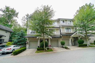 Photo 1: 134 6747 203 Street in Langley: Willoughby Heights Townhouse for sale in "Sagebrook" : MLS®# R2374996