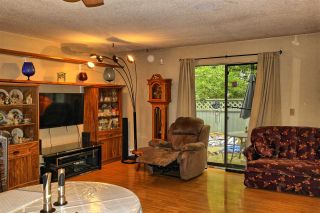 Photo 5: 202 13640 67 Avenue in Surrey: East Newton Townhouse for sale in "Hyland Creek" : MLS®# R2398487