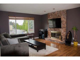 Photo 2: 1001 WINDWARD Drive in Coquitlam: Ranch Park House for sale in "Ranch Park" : MLS®# R2248714