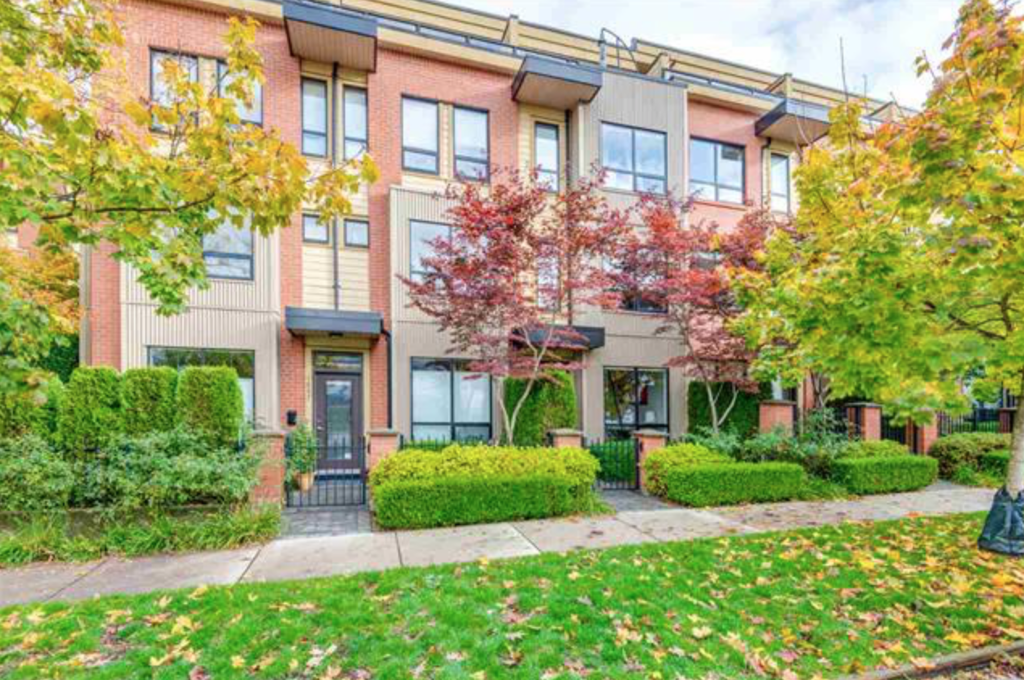 Main Photo: 1871 Stainsbury Avenue in Vancouver: Victoria VE Townhouse for sale (Vancouver East)  : MLS®# R2118664