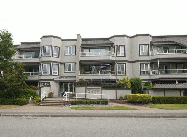 Main Photo: 205 1840 E SOUTHMERE Crescent in White Rock: Sunnyside Park Surrey Condo for sale in "Southmere Mews" (South Surrey White Rock)  : MLS®# F1320585