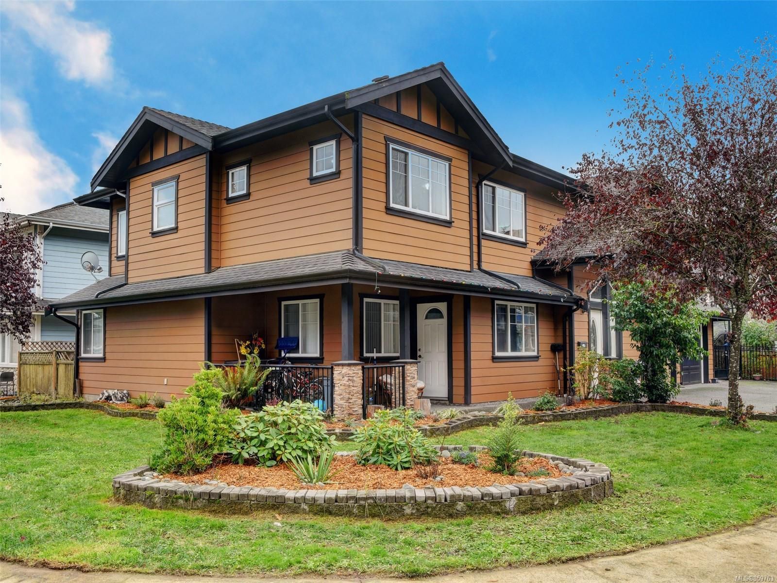 Main Photo: 2189 Longspur Dr in Langford: La Bear Mountain House for sale : MLS®# 859763