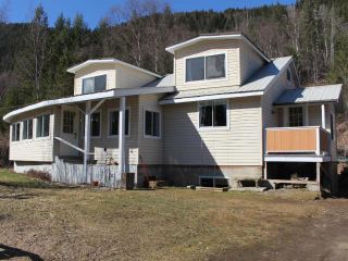Main Photo: 2605 YELLOWHEAD Highway: Little Fort House for sale (North East)  : MLS®# 177430