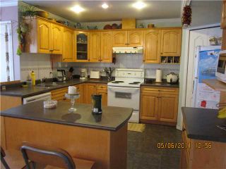 Photo 3: 21122 DEWDNEY TRUNK Road in Maple Ridge: Southwest Maple Ridge 1/2 Duplex for sale : MLS®# V886741
