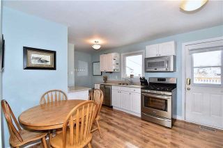 Photo 2: 218 Davidson Street in Pickering: Rural Pickering House (Bungalow) for sale : MLS®# E4045876
