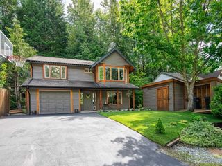 Photo 2: 40604 PERTH Drive in Squamish: Garibaldi Highlands House for sale : MLS®# R2703834
