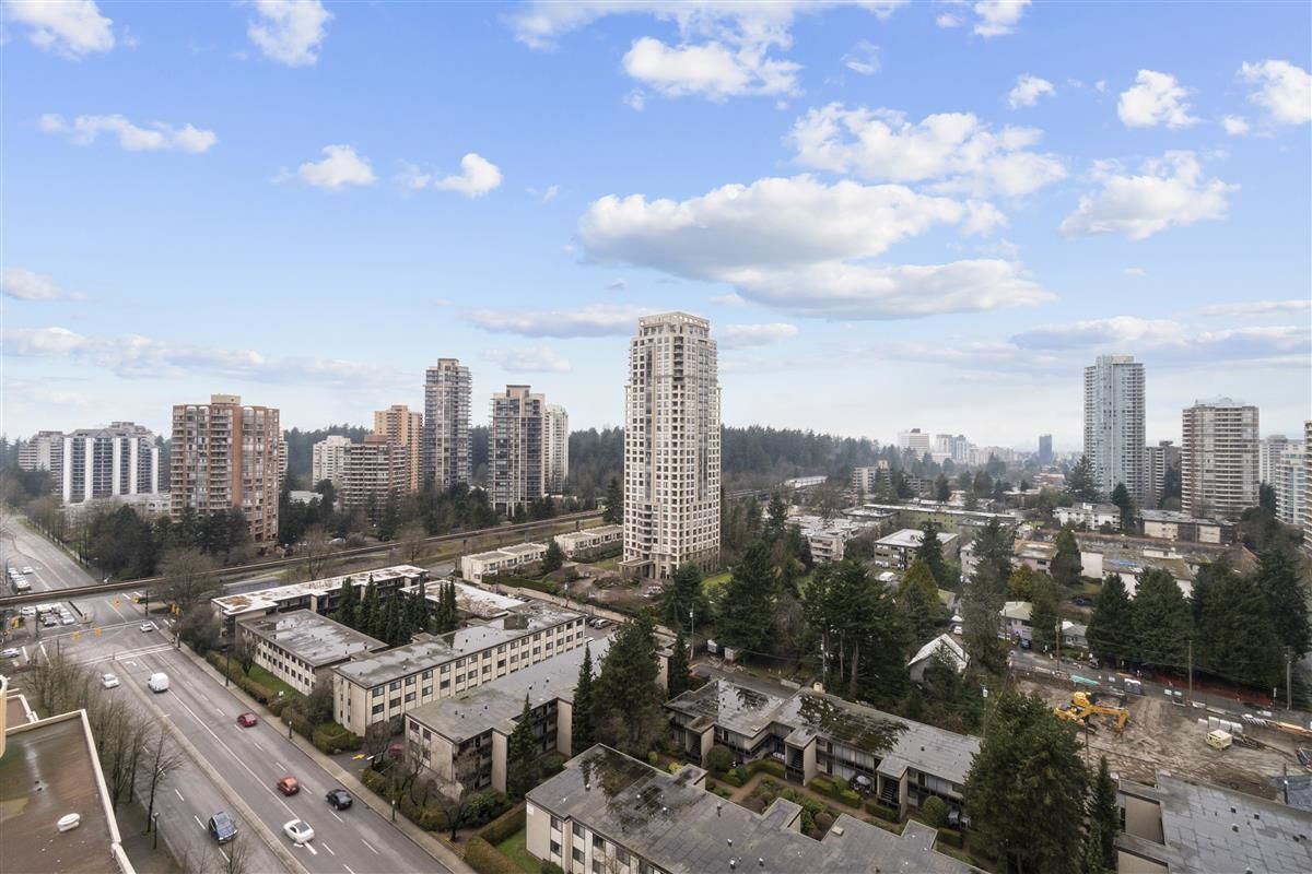 Main Photo: 2103 6088 WILLINGDON Avenue in Burnaby: Metrotown Condo for sale (Burnaby South)  : MLS®# R2650998