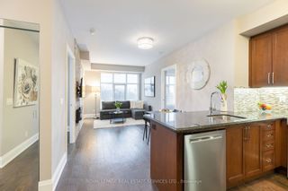 Photo 9: 715 2 Old Mill Drive in Toronto: High Park-Swansea Condo for sale (Toronto W01)  : MLS®# W8253572