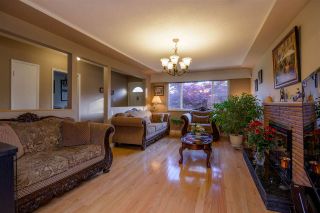 Photo 2: 7372 2ND Street in Burnaby: East Burnaby House for sale (Burnaby East)  : MLS®# R2369395