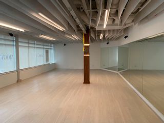 Photo 2: 689 DENMAN Street in Vancouver: West End VW Office for lease (Vancouver West)  : MLS®# C8051074