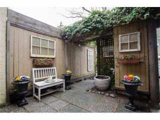 Photo 3: 35 11391 7TH Avenue in Richmond: Steveston Village Townhouse for sale in "Mariners Village" : MLS®# V1103164
