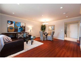 Photo 2: 7010 GRIFFITHS Avenue in Burnaby: Highgate Townhouse for sale (Burnaby South)  : MLS®# V873520