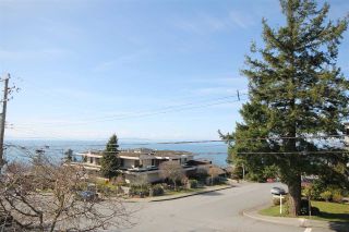 Photo 17: 104 1250 MARTIN Street: White Rock Condo for sale in "The Regency" (South Surrey White Rock)  : MLS®# R2245149