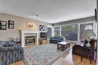 Photo 4: 23 16180 86 Avenue in Surrey: Fleetwood Tynehead Townhouse for sale : MLS®# R2701527