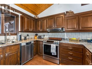 Photo 9: 995 Toovey Road in Kelowna: House for sale : MLS®# 10303957