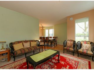 Photo 3: 101 9942 151ST Street in Surrey: Guildford Condo for sale in "WESTCHESTER PLACE" (North Surrey)  : MLS®# F1408752