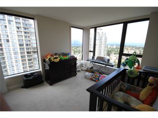 Photo 7: 2302 7088 SALISBURY Avenue in Burnaby: Highgate Condo for sale in "WEST" (Burnaby South)  : MLS®# V906437
