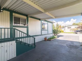 Photo 5: 15878 NORFOLK Road in Surrey: King George Corridor Manufactured Home for sale in "CRANLEY PLACE" (South Surrey White Rock)  : MLS®# R2682652