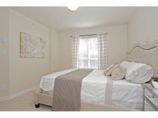 Photo 5: 228 32095 HILLCREST Avenue in Abbotsford: Abbotsford West Townhouse for sale in "Cedar Park Plaza" : MLS®# R2025239