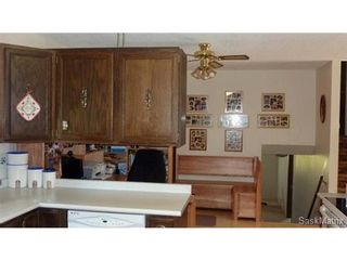 Photo 6: 2006 Central Avenue: Laird Single Family Dwelling for sale (Saskatoon NW)  : MLS®# 430797