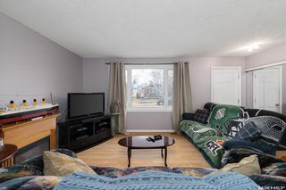 Photo 5: 117 Fisher Crescent in Saskatoon: Confederation Park Residential for sale : MLS®# SK966295