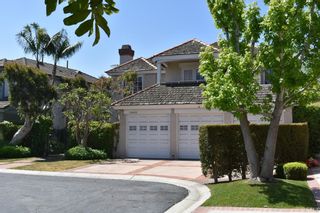 Photo 3: 19401 Woodlands Drive in Huntington Beach: Residential for sale (15 - West Huntington Beach)  : MLS®# OC17057794