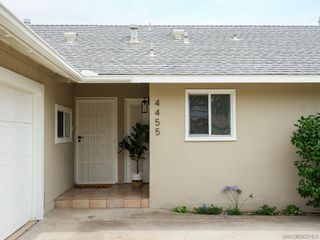 Photo 4: CLAIREMONT House for sale : 3 bedrooms : 4455 Mount Alifan Dr in San Diego