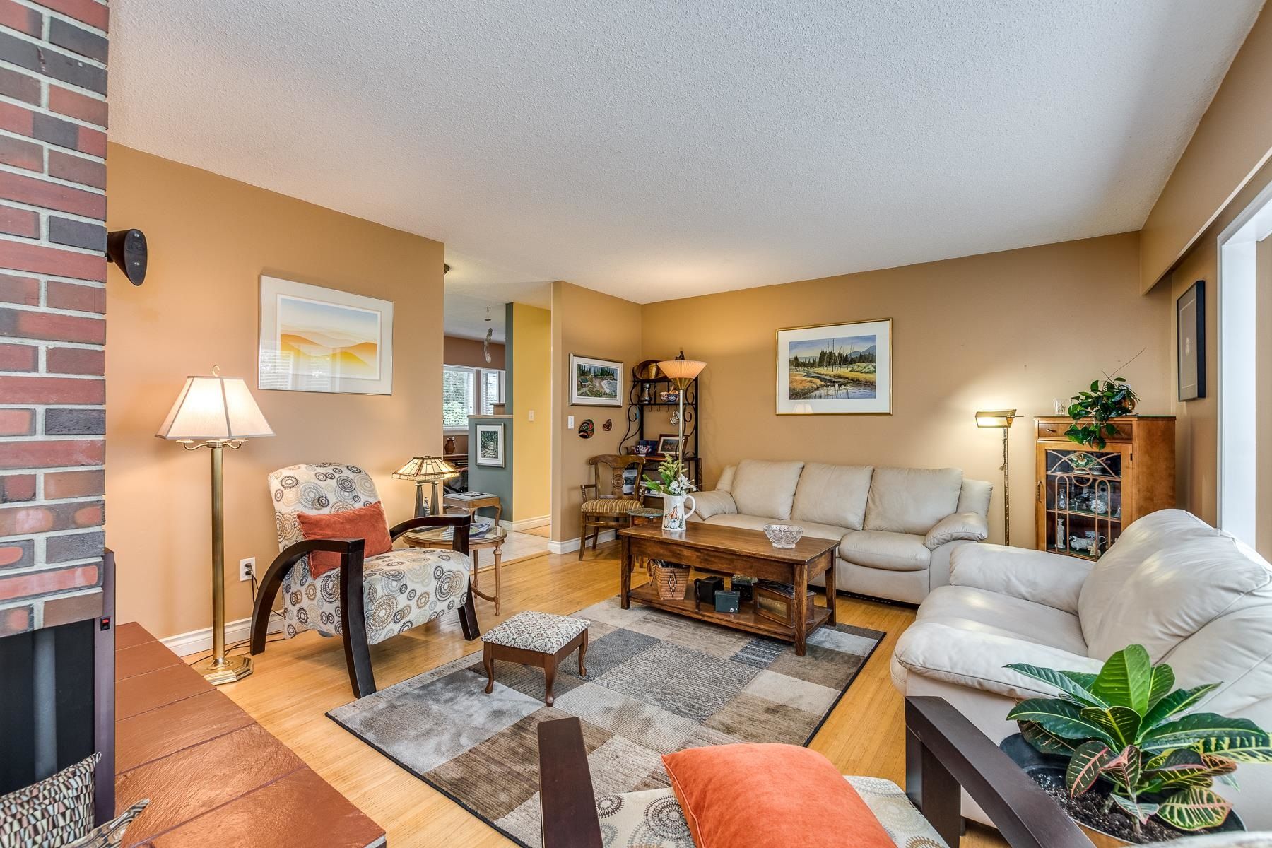 Photo 12: Photos: 344 OXFORD Drive in Port Moody: College Park PM House for sale : MLS®# R2631016