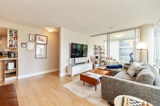 Photo 3: 519 1783 MANITOBA Street in Vancouver: False Creek Condo for sale in "RESIDENCES AT WEST" (Vancouver West)  : MLS®# R2877873