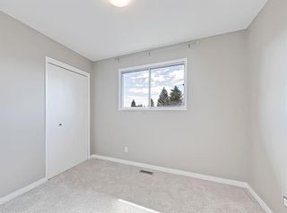 Photo 16: 39 Deermont Place SE in Calgary: Deer Ridge Detached for sale : MLS®# A1243475