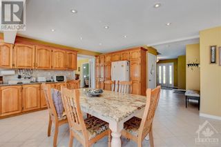Photo 9: 113 HUNTLEY MANOR DRIVE in Carp: House for sale : MLS®# 1387156