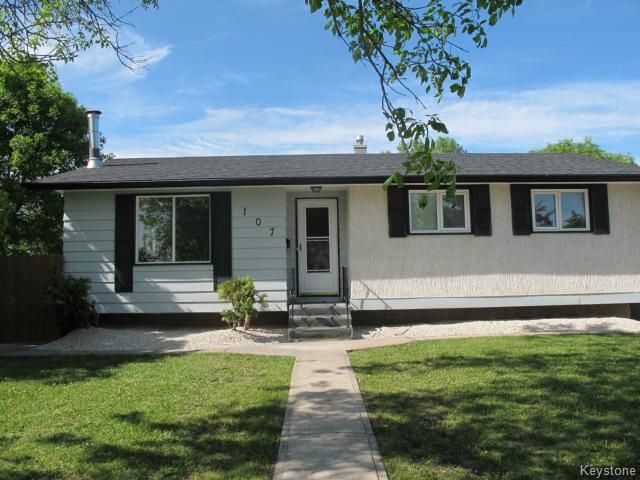 Main Photo:  in WINNIPEG: Charleswood Residential for sale (South Winnipeg)  : MLS®# 1515410