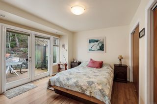 Photo 23: 1972 Crescent Rd in Oak Bay: OB Gonzales House for sale : MLS®# 923161