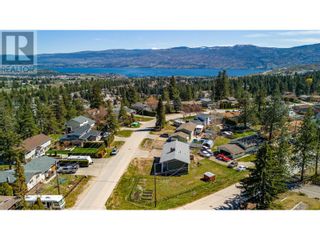 Photo 5: 3334 McMurchie Road in West Kelowna: House for sale : MLS®# 10309682