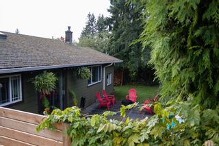 Photo 1: 521 Oak Pl in Campbell River: CR Campbell River Central House for sale : MLS®# 888609
