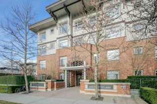 Photo 1: 320 2280 WESBROOK Mall in Vancouver: University VW Condo for sale in "KEATS HALL" (Vancouver West)  : MLS®# R2269685