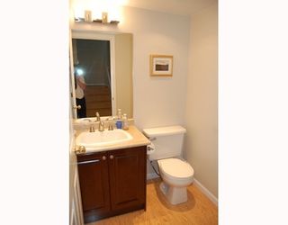 Photo 7: 97 6700 RUMBLE Street: South Slope Home for sale ()  : MLS®# V774429