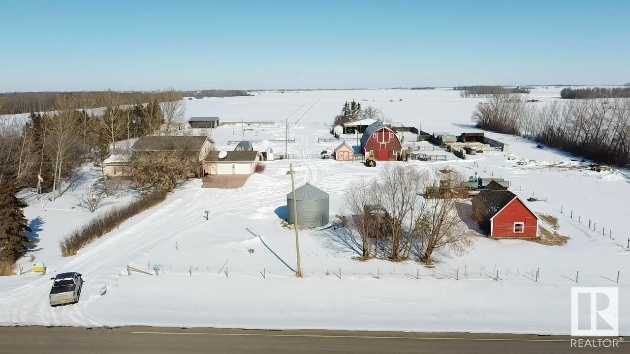 Main Photo: 240028 Twp Rd 460: Rural Wetaskiwin County House for sale : MLS®# E4331527