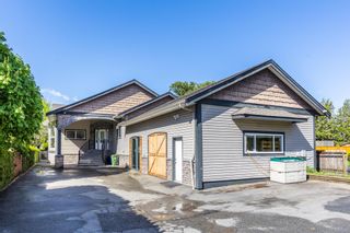 Photo 1: 42717 YARROW CENTRAL Road in Chilliwack: Yarrow House for sale : MLS®# R2879206