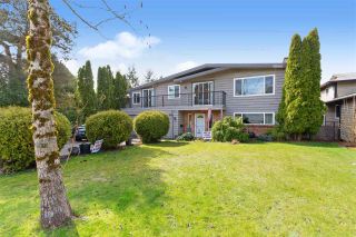Photo 1: 6245 180A Street in Surrey: Cloverdale BC House for sale (Cloverdale)  : MLS®# R2555618