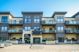 Photo 1: 204 1132 College Drive in Saskatoon: Varsity View Residential for sale : MLS®# SK916143