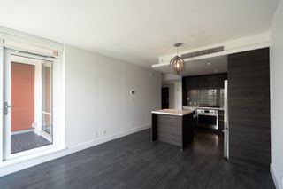 Photo 2: 405 1550 FERN Street in North Vancouver: Lynnmour Condo for sale : MLS®# R2822279