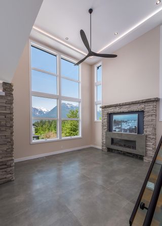Photo 14: 40868 THE Crescent in Squamish: University Highlands House for sale : MLS®# R2842606