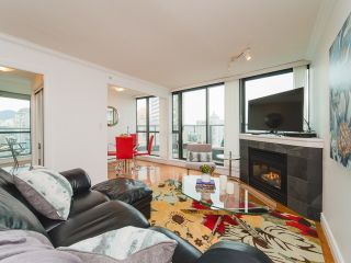 Photo 5: 2809 501 PACIFIC Street in Vancouver: Downtown VW Condo for sale (Vancouver West)  : MLS®# R2354691