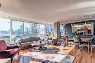 Photo 1: 903 212 DAVIE STREET in Vancouver: Yaletown Condo for sale (Vancouver West)  : MLS®# R2226235