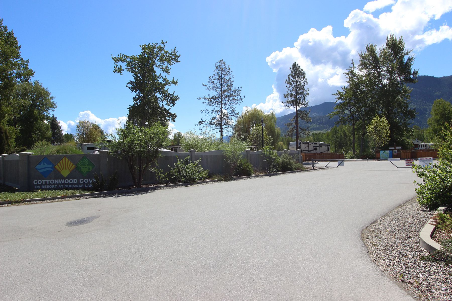 Photo 8: Photos: 15 Marina Way: Lee Creek Land Only for sale (North Shuswap)  : MLS®# 10245713