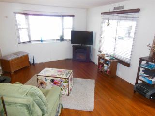 Photo 3: 15 4200 DEWDNEY TRUNK ROAD in Coquitlam: Ranch Park Manufactured Home for sale : MLS®# R2013256