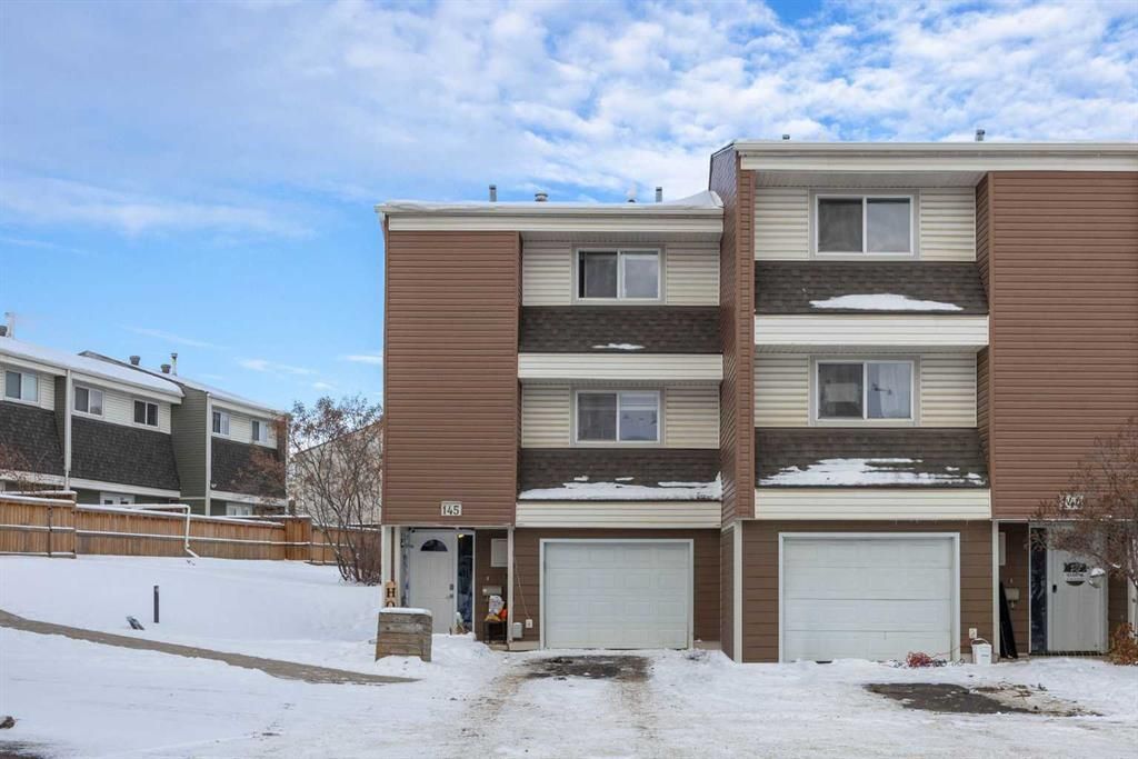 Main Photo: 145 400 Silin Forest Road: Fort McMurray Row/Townhouse for sale : MLS®# A2103571
