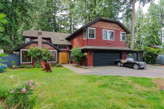 Photo 1: 20438 93A AVENUE in Langley: Walnut Grove House for sale : MLS®# R2388855